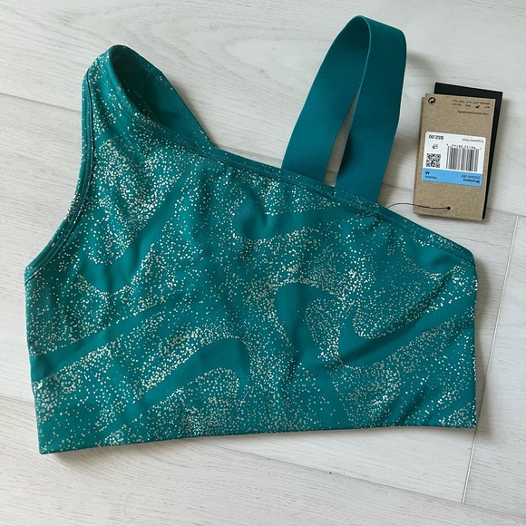 Nike Swoosh women’s sports bra. Asymmetrical, non-padded. Sz medium. - Picture 3 of 5
